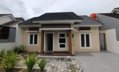 RUMAH SIAP HUNI DEKAT STASIUN MAGUWO DIJUAL MURAH DAN ASRI