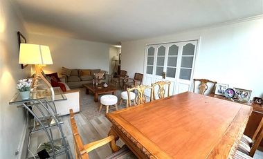 Departamento en venta de 3 dorm. en Las Condes