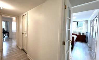 Departamento en venta de 3 dorm. en Las Condes