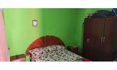 ISLAS MALVINAS 4002 esquina  Deseado