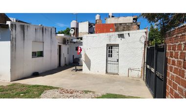 ISLAS MALVINAS 4002 esquina  Deseado