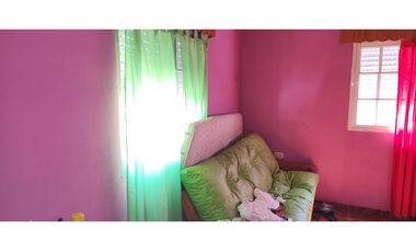 ISLAS MALVINAS 4002 esquina  Deseado