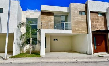 NORPONIENTE EN LORETTA 2 AMPLIA Y EXCELENTES ESPACIOS