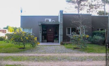 MANU HOUSE
