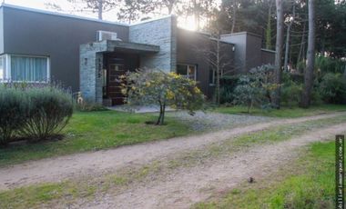 MANU HOUSE