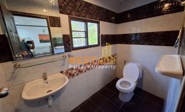 4  Bedrooms Townhouse  Pratumnak H011805