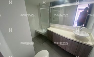 apartamento en arriendo en loma de las brujas. Cod A67999