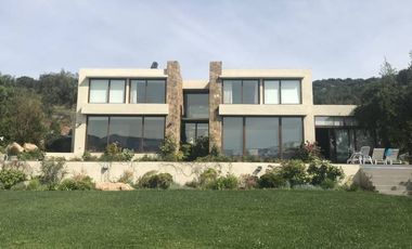 EL GOLF DE MANQUEHUE / MANQUECURA