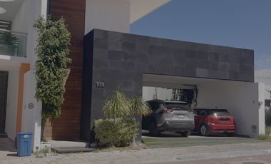 CASA EN VENTA EN COTO AL PONIENTE DE AGUASCALIENTES