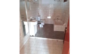 Chalet 5 amb lote propio 10x33 mts2