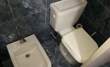 Departamento Tipo Casa en venta en Caseros