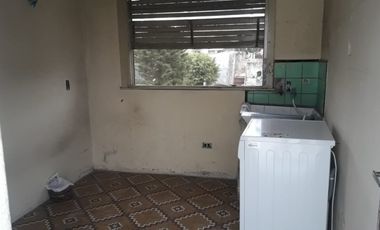 Departamento Tipo Casa en venta en Caseros