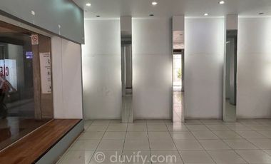 Local Comercial en Arriendo en Bombero Adolfo Ossa esquina con Paseo Ahumada, Santiago
