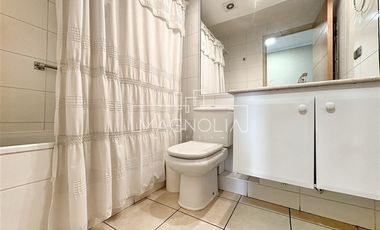 Amplio Departamento en venta de 5D/4B en Vitacura