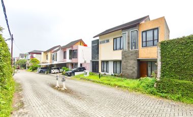 Rumah Strategis 8 Menit ke RSIA Bina Medika Bintaro Siap Huni J-46146