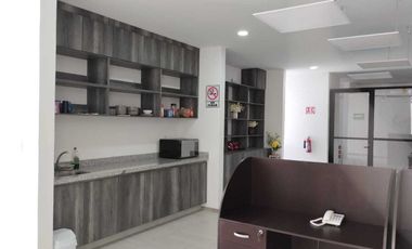 VENTA EDIFICIO DE OFICINAS, ALMACEN, ZONA CUAUTLANCINGO!!