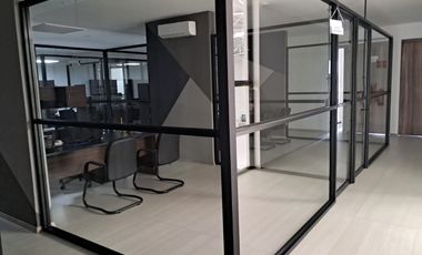 VENTA EDIFICIO DE OFICINAS, ALMACEN, ZONA CUAUTLANCINGO!!