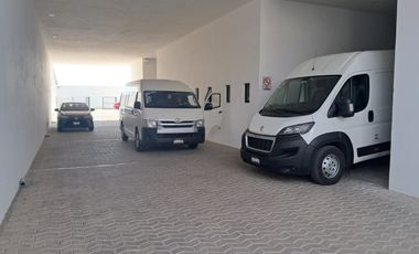 VENTA EDIFICIO DE OFICINAS, ALMACEN, ZONA CUAUTLANCINGO!!