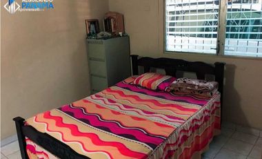 Se vende o se alquila casa con grandes espacios, hermosa y céntrica