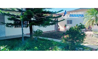 Se vende o se alquila casa con grandes espacios, hermosa y céntrica