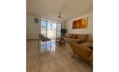 CASA DE VENTA EN CONJUNTO HABITACIONAL TONSUPA AN