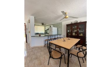 CASA DE VENTA EN CONJUNTO HABITACIONAL TONSUPA AN
