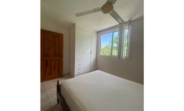 CASA DE VENTA EN CONJUNTO HABITACIONAL TONSUPA AN