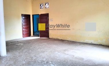 RUMAH MURAH TENGAH KOTA PAKJO