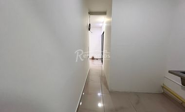 local en arriendo en mesa. Cod A776797