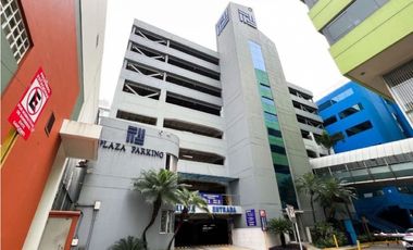 Sector mall del sol plaza Parking se alquilan dos parqueos