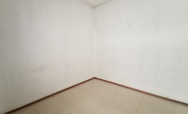 Di Sewakan Rumah 3 Kamar Cocok Untuk Kantor Jl. Suryalaya Bandung