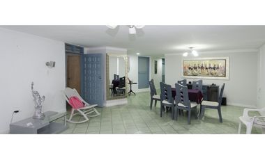 Casa con Apartamento en Alcazares, Santa Marta