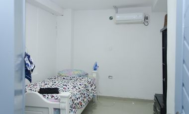 Casa con Apartamento en Alcazares, Santa Marta