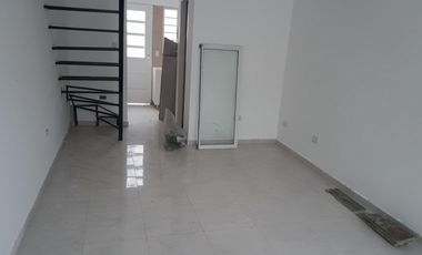 DUPLEX  3 AMB. A ESTRENAR. GARAGE. PATIO - ECHEVERRIA 1267 -VILLA SARMIENTO