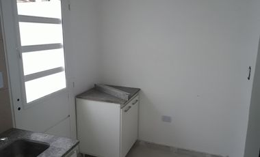 DUPLEX  3 AMB. A ESTRENAR. GARAGE. PATIO - ECHEVERRIA 1267 -VILLA SARMIENTO
