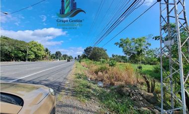 VENDO LOTE DE 3452M2 FRENTE INTERAMERICANA 149M2 BUGABA