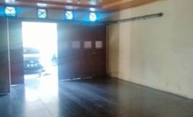 di jual cepat rumah second kondisi terawat di jl cemara gading soekarno hatta