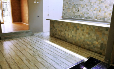 Local comercial en Av. Samule Lewis  (ID 11968)