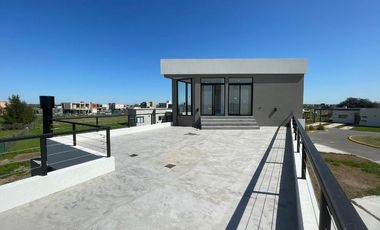 Casa en venta en Loma Verde