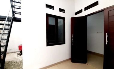 JUAL Rumah Cipete minimalis strategis 2Lantai sudah SHM 2,8 Milyar