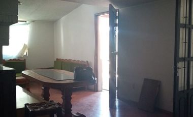 EN VENTA CASA EN CLUB DE GOLF TEQUISQUIAPAN