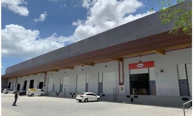 Se Alquila Amplias Galeras en Juan Diaz 440mt2 sobre via principal!!