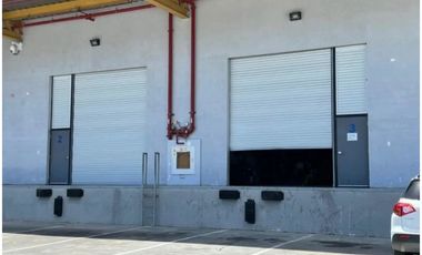 Se Alquila Amplias Galeras en Juan Diaz 440mt2 sobre via principal!!