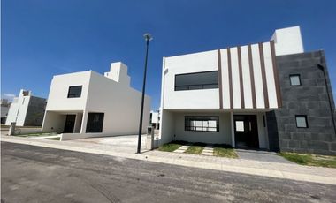 Venta de Casa de lujo en Explanada Sur, Pachuca ¡Estrénala ya!