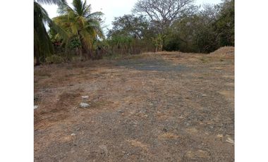 Venta: Lote a pasos de la Interamericana en Jagüito Aguadulce