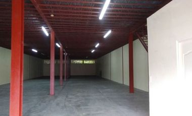 Amplia galera ubicada en El Crisol (ID 12071)