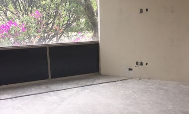 CASA EN LOMAS DE CHAPULTEPEC
