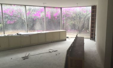 CASA EN LOMAS DE CHAPULTEPEC