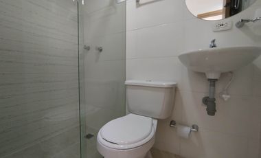 apartamento en arriendo en los guayacanes. Cod A111562