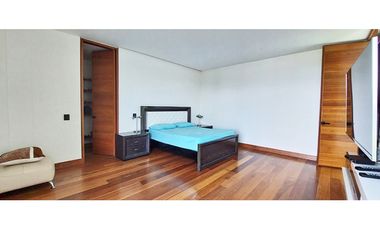Vendo Moderna casa de 2 pisos, unidad cerrada, Llanogrande
